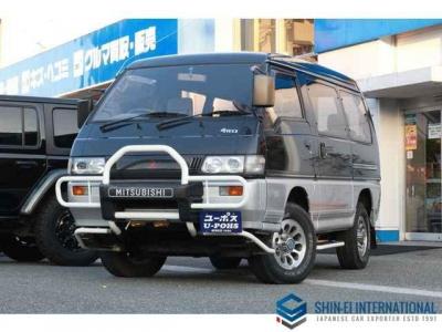 Mitsubishi Delica Starwagon