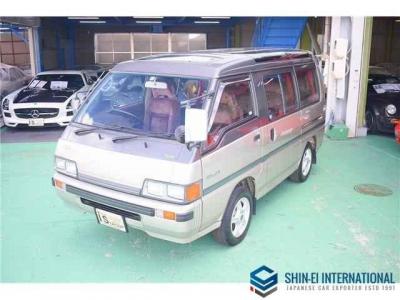 Mitsubishi Delica Starwagon