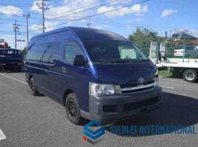 Toyota Hiace Commuter VAN