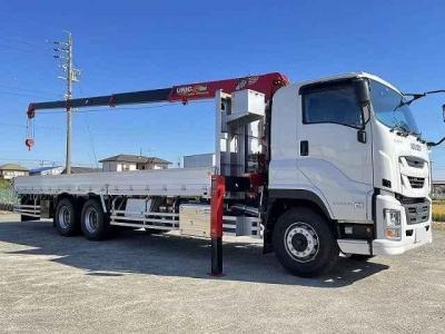 Isuzu Giga