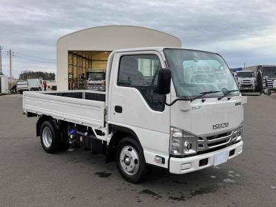 Isuzu ELF Truck