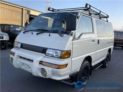 Mitsubishi Delica Starwagon