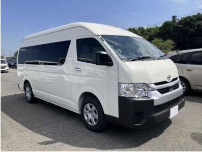 Toyota Hiace Commuter VAN