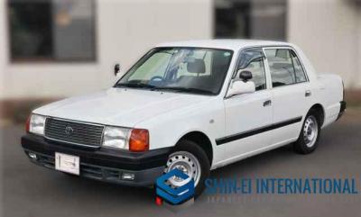 Toyota Crown Comfort