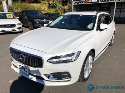 Volvo V90