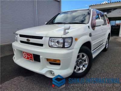 Nissan Terrano Regulus