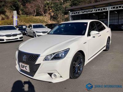 Toyota Crown Athlete