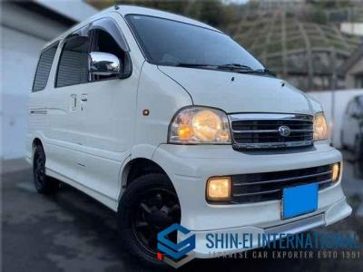 Daihatsu Atrai 7