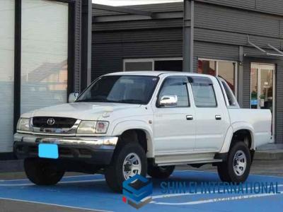 Toyota Hilux Sports Pickup