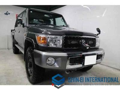 Toyota Land Cruiser 70
