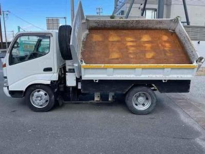 Hino Dutro