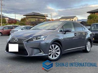 Lexus HS