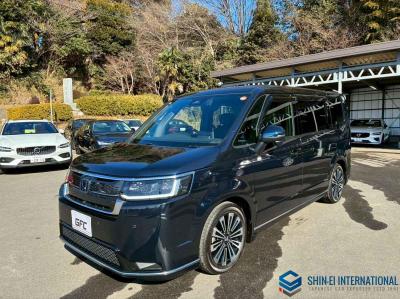 Honda Stepwagon Spada