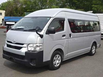 Toyota Hiace Commuter VAN