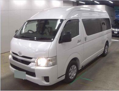 Toyota Hiace Commuter VAN