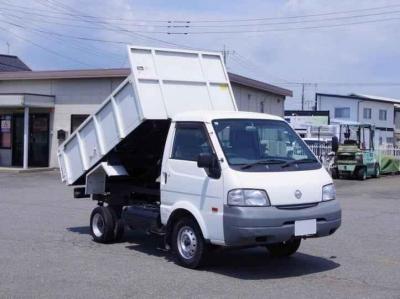 Nissan Vanette Truck
