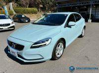 V40 