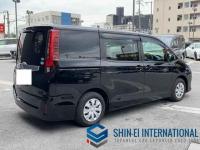 Toyota Noah 2015