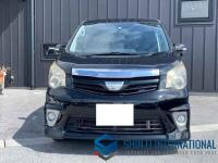 Toyota Noah 2011