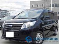 Toyota Noah 2014