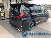 Toyota Noah 2022