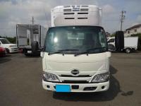 Hino Dutro 2022