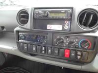 Hino Dutro 2022