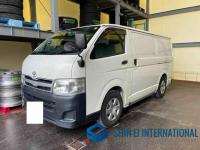 Toyota Hiace 2013