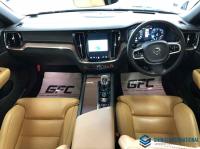 Volvo V60 2021