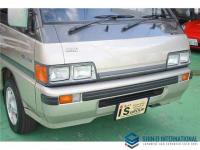 Mitsubishi Delica Starwagon 1989