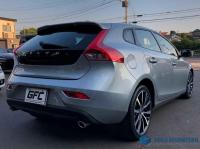 Volvo V40 2018