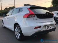 Volvo V40 2018