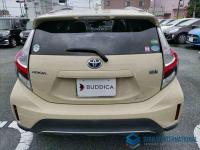 Toyota AQUA CROSSOVER 2017