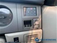 Nissan Rasheen 1995