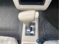 Nissan Rasheen 1995