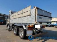 Nissan Diesel QUON 2007