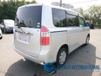 Toyota Noah 2008