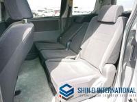 Toyota Noah 2008