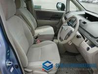 Toyota Noah 2008