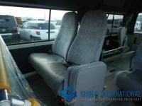 Toyota Hiace Commuter VAN 2003