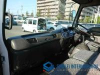 Isuzu Forward 2000