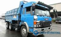 Hino Dolphin 1989