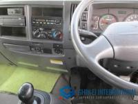 Isuzu Forward 2010