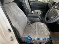 Toyota Hiace Commuter VAN 2018