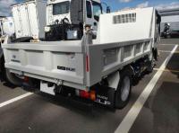Isuzu ELF 2023