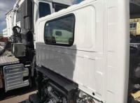 Isuzu ELF 2023