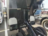 Isuzu ELF 2023