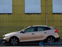 Volvo V40 2015