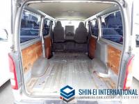 Toyota Hiace 2005