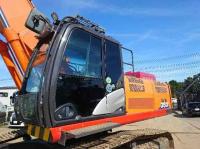 Hitachi Hitachi-Excavator 2016